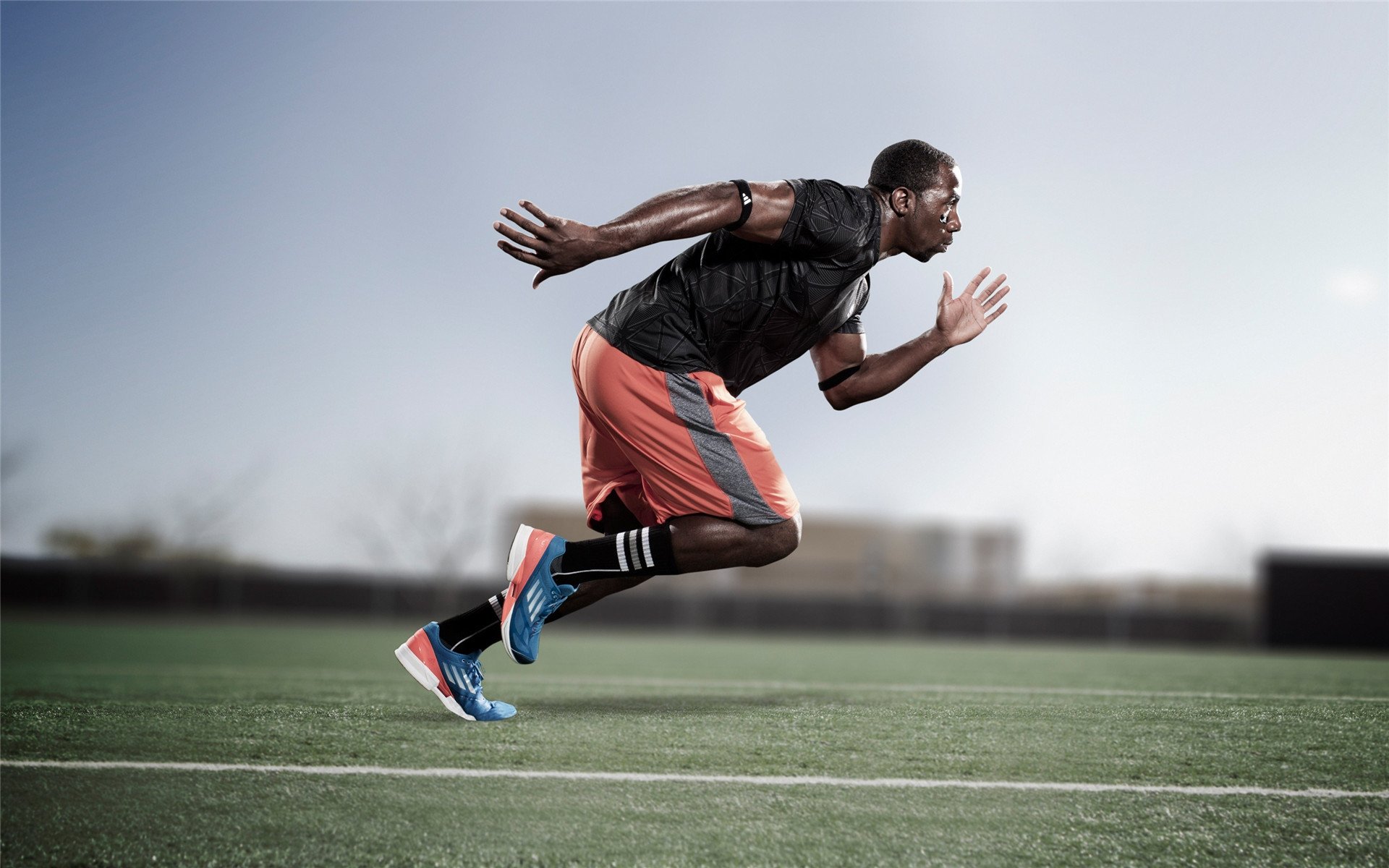 bet365平台 -田径赛场焦点！阿根廷队对阵韩国队，战术博弈精彩纷呈，教练斗智斗勇