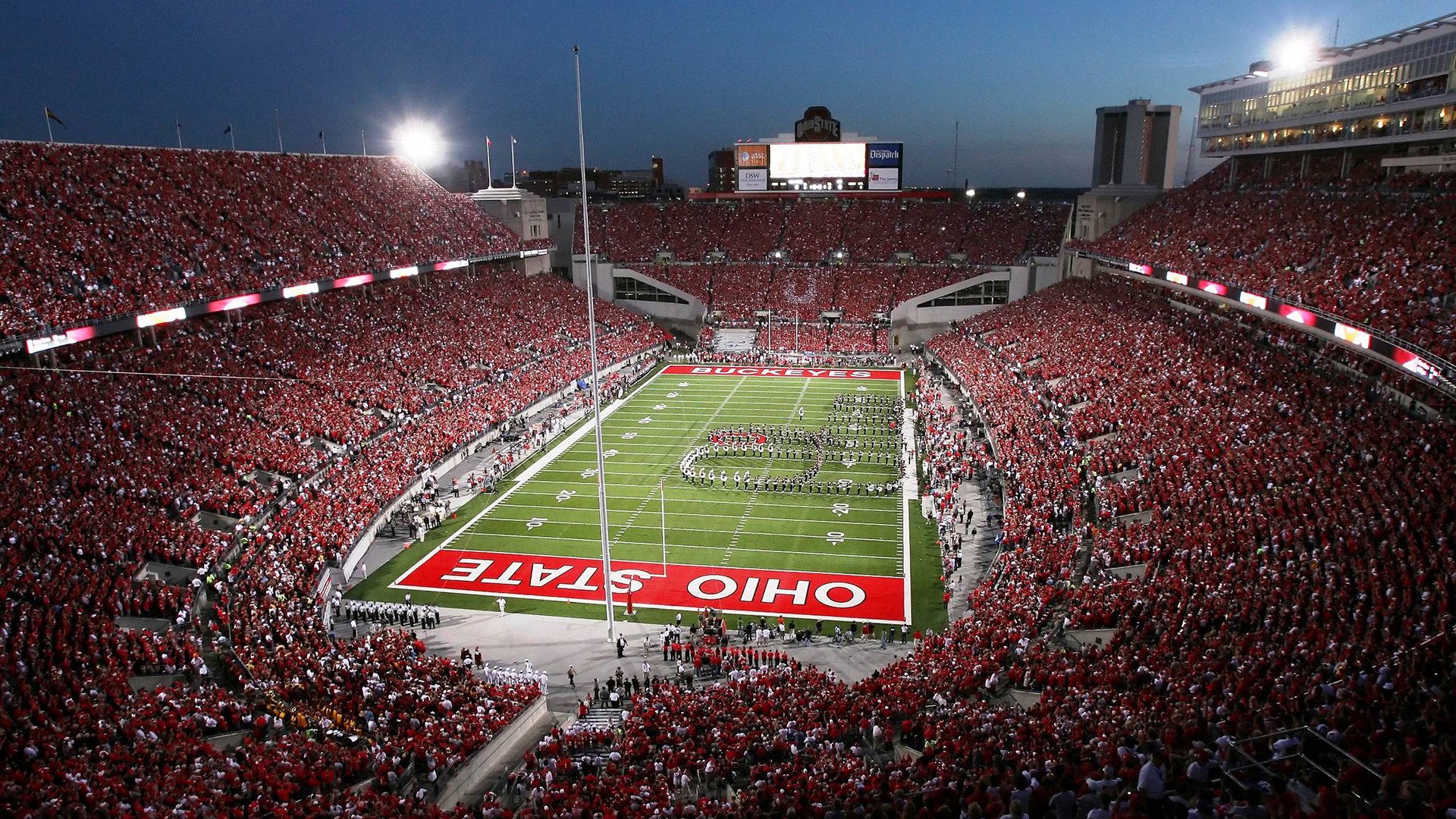 莱万多夫斯基遭遇二十连败，巴黎圣日耳曼教练面临压力！